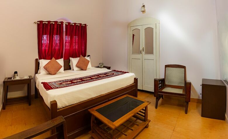 Hotel Sanand Heritage Mount Abu