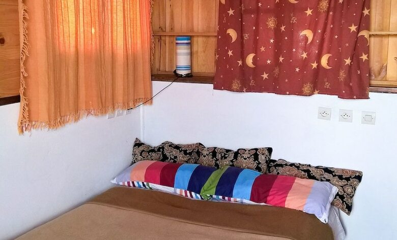 Hostal Maranga Surfvilla
