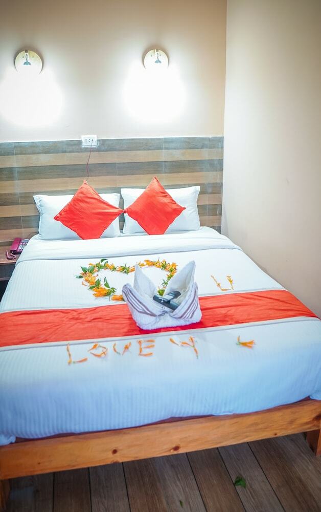 Hotel Fewa Suites