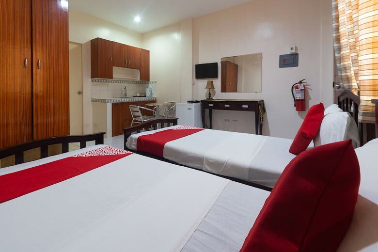Hotel 3j's And K Apartment
