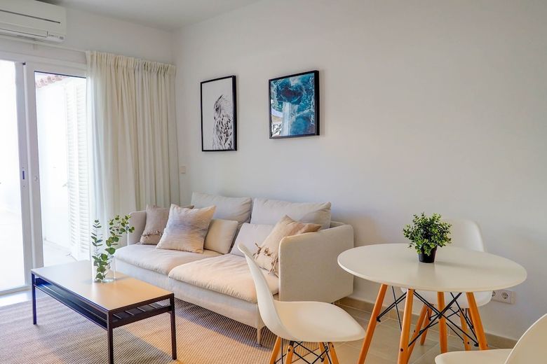 San Sebastian Apartment With Patio