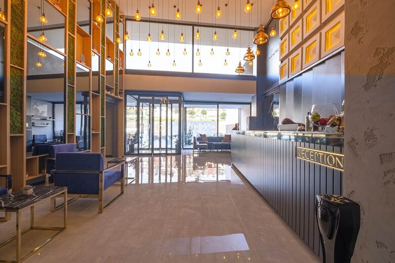 Methis Hotel