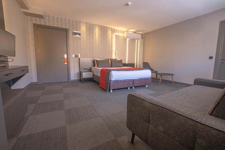 Methis Hotel