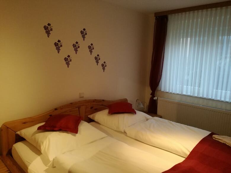 Pension G�stezimmer  Weingut Peter
