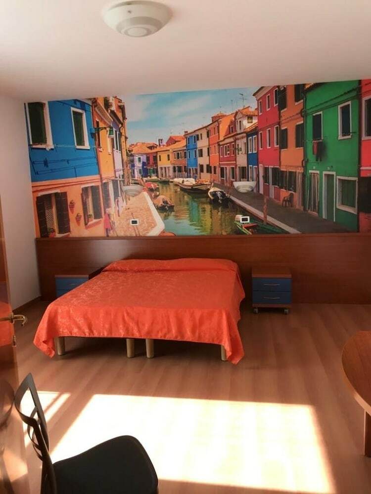 Venezia Divian Apartments