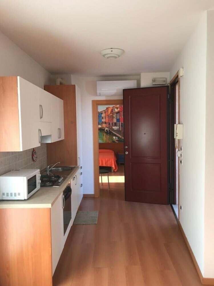 Venezia Divian Apartments