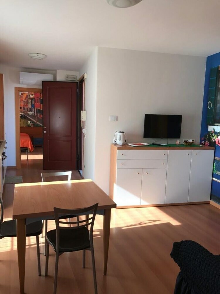 Venezia Divian Apartments