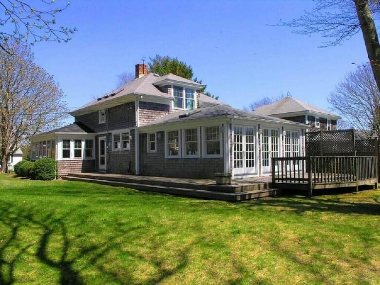 80 Highland Avenue - Three Bedroom House