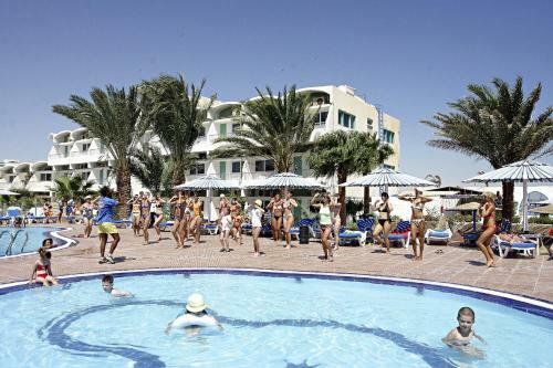 Hotel Empire Beach Resort