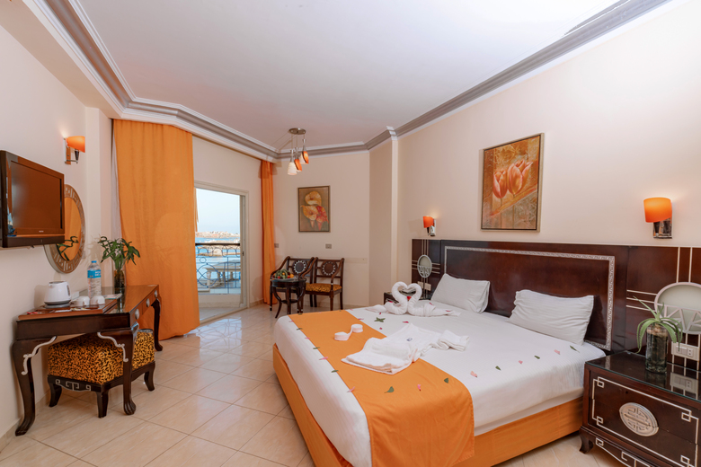 Hotel Sphinx Aqua Park Beach Resort