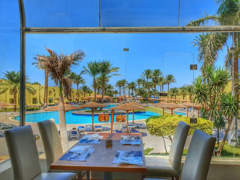 Hotel Palm Beach Resort