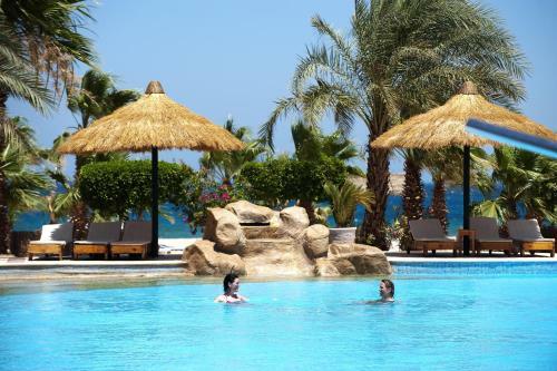Hotel Lotus Bay Resort