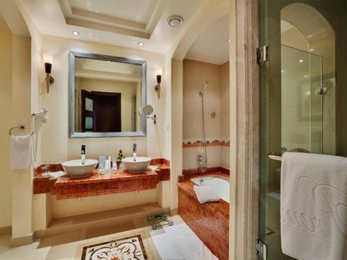 Premier Le Reve Hotel & Spa (adults Only)