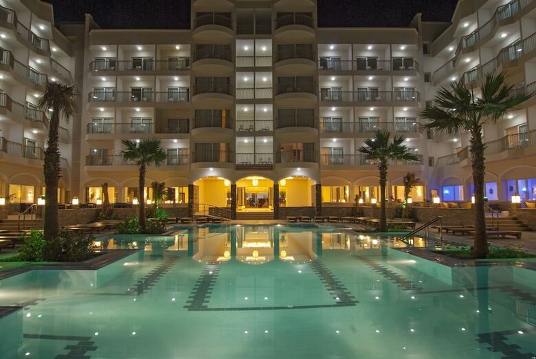 Hotel The Three Corners Royal Star Beach Resort