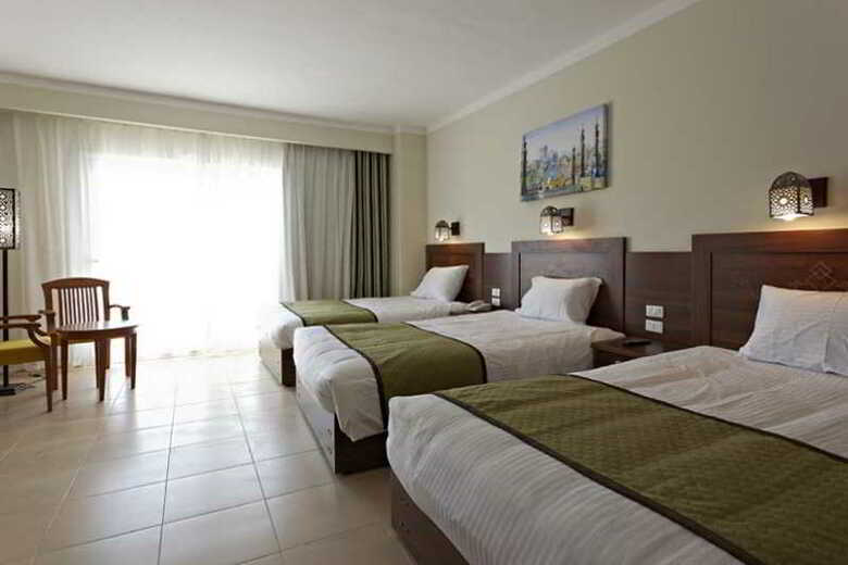 Hotel The Three Corners Royal Star Beach Resort