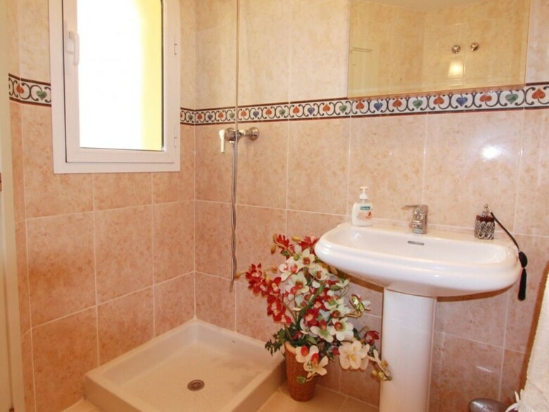 Residencia 3 Bedroom House In Altea Hills