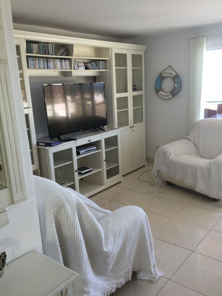 Residencia 3 Bedroom House In Altea Hills