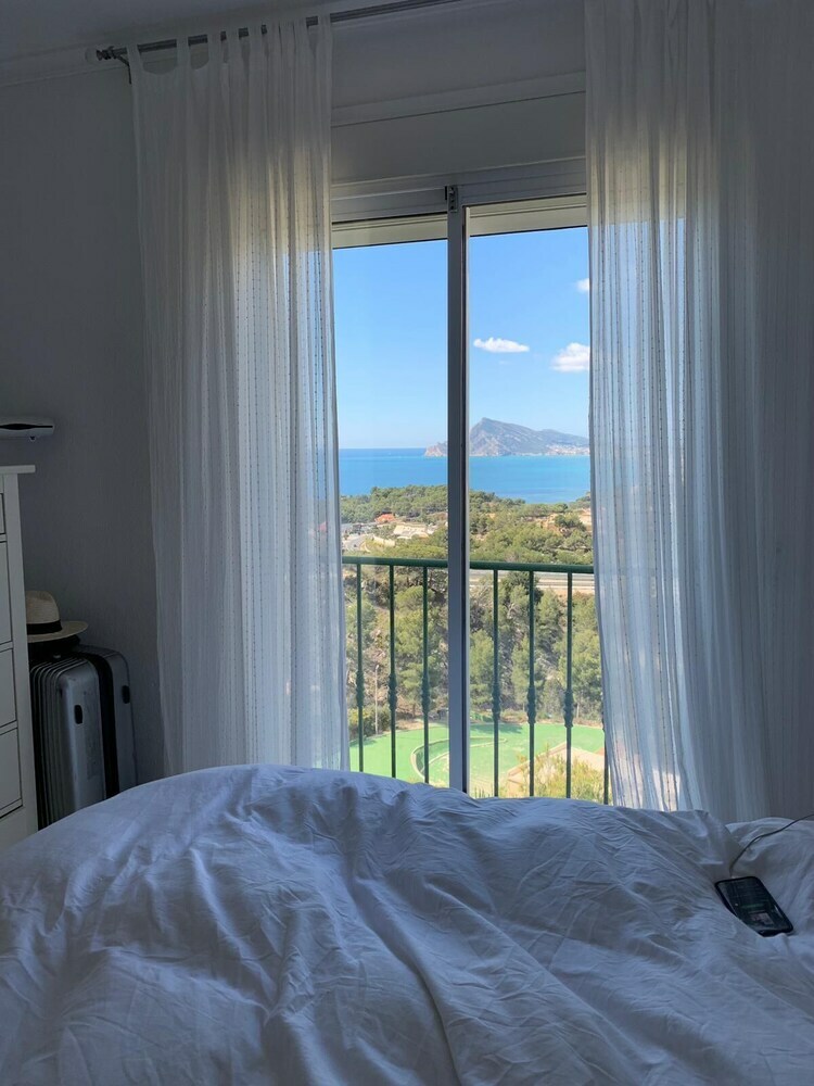 Residencia 3 Bedroom House In Altea Hills
