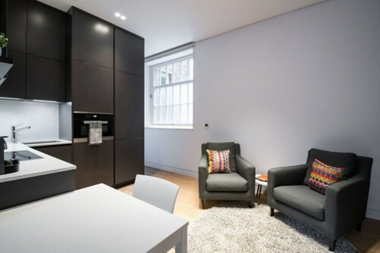 Mirabilis Apartments - Bayham Place