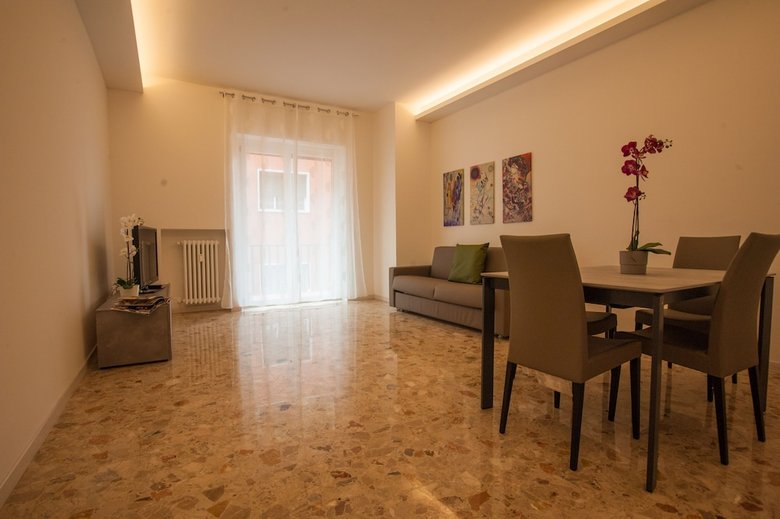 Steeb Apartment