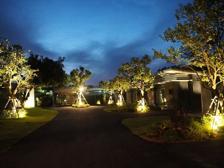 Hotel Bannjamjuree Resort Sattahip