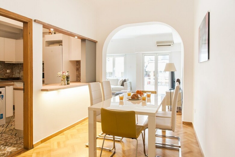 Apartamentos Explore Athens With 2 Bedroom Condo