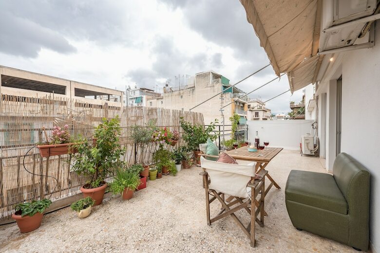 Apartamentos Keramikos Flower Power Residence