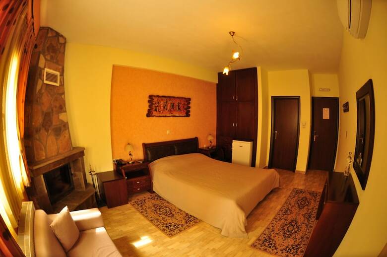 Hotel Oreiades Suites