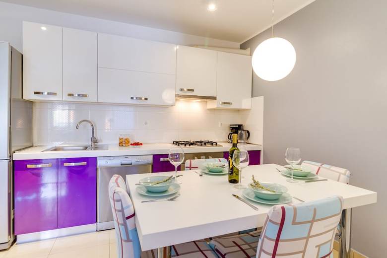 Charming And Sweet Apartment Vito