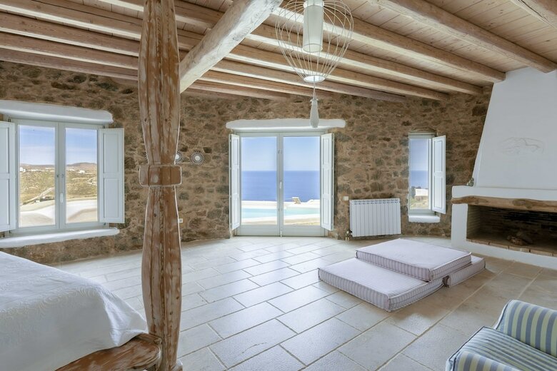 Villa  Jackie By The Pearls Collection