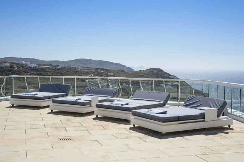 Villa  Jackie By The Pearls Collection