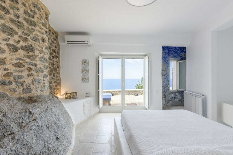 Villa  Jackie By The Pearls Collection