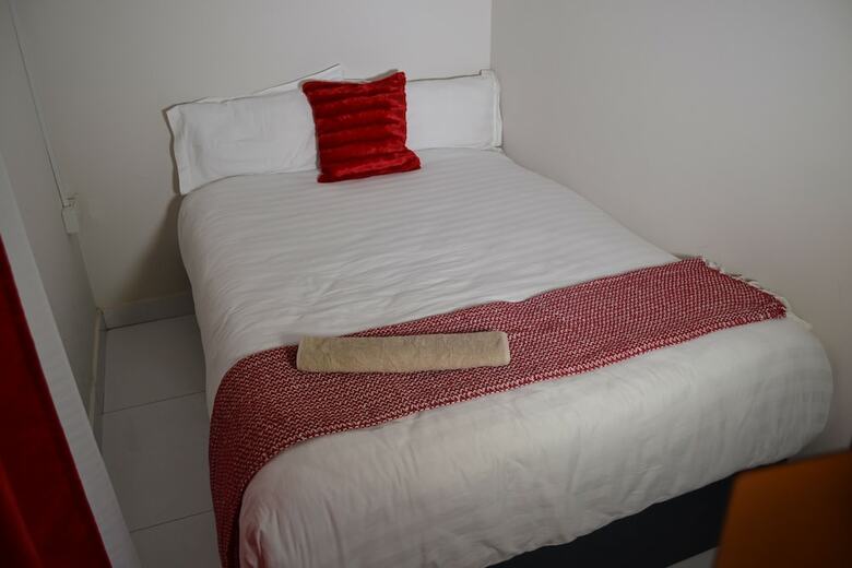 Kubu Hotel