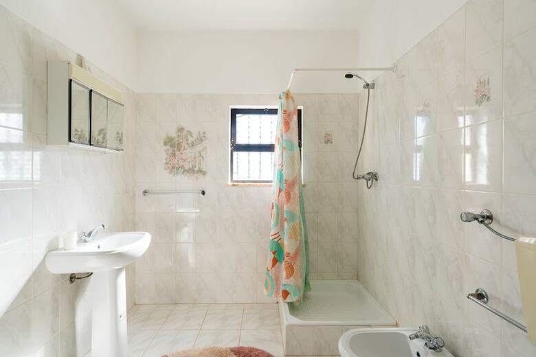Inviting 4-bed Villa In Burgau With Private Pool