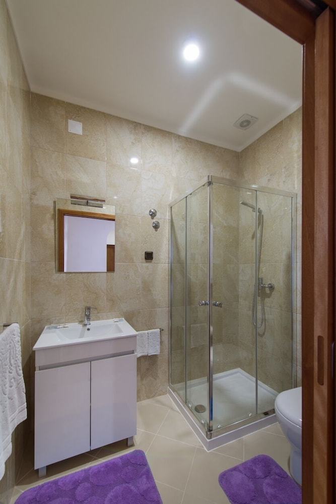 Hotel Alojamento Correia
