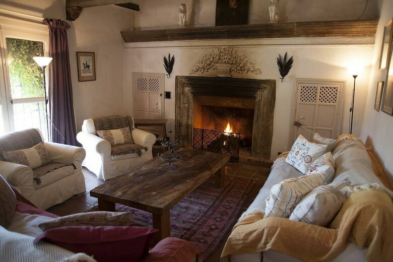 Agroturismo La Almu�a