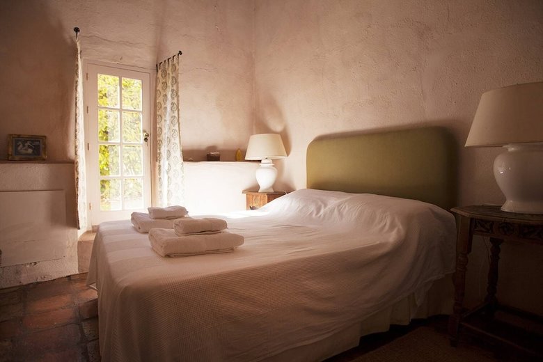 Agroturismo La Almu�a