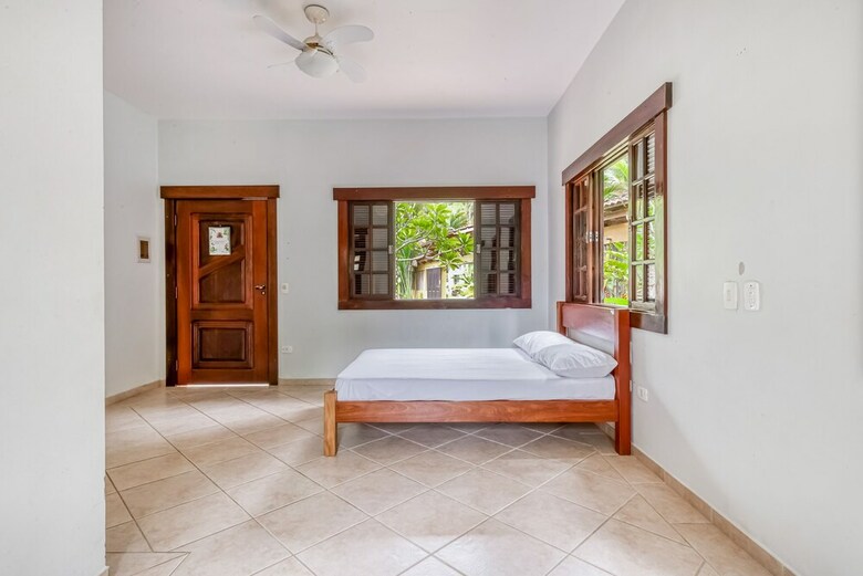 Hotel Oyo Eco Pousada E Hostel Abadia
