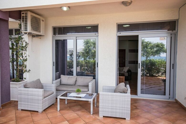 Apartments Zara