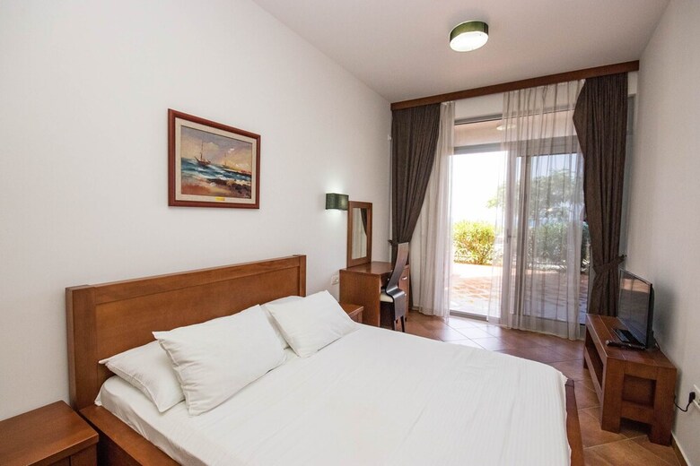 Apartments Zara