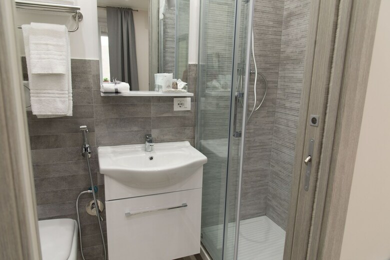 Hotel Room91 - St. Angelo Castle