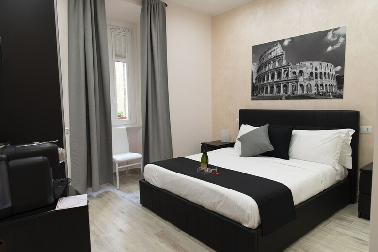Hotel Room91 - St. Angelo Castle