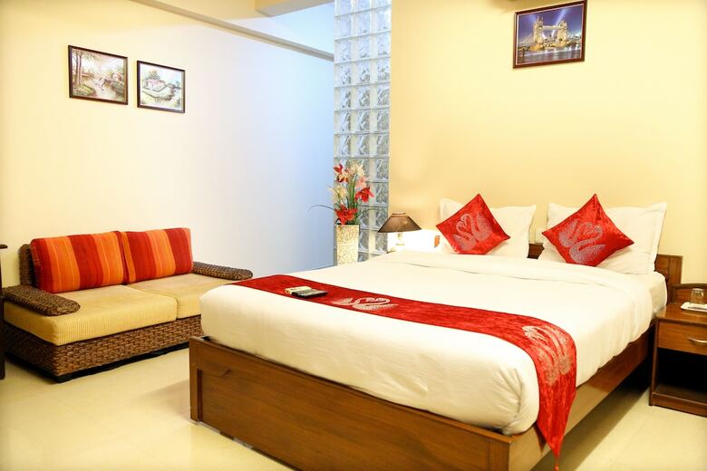 Hotel Pleasant Moments