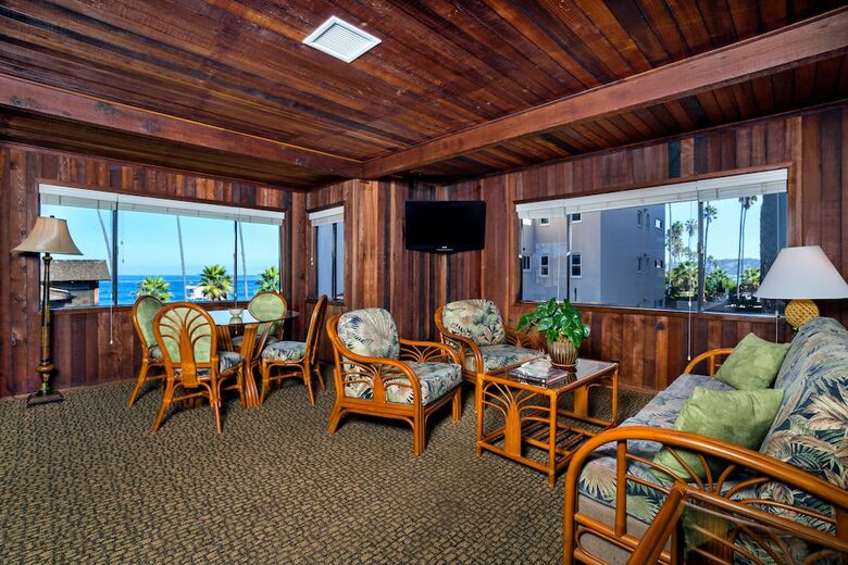Hotel Pantai Inn
