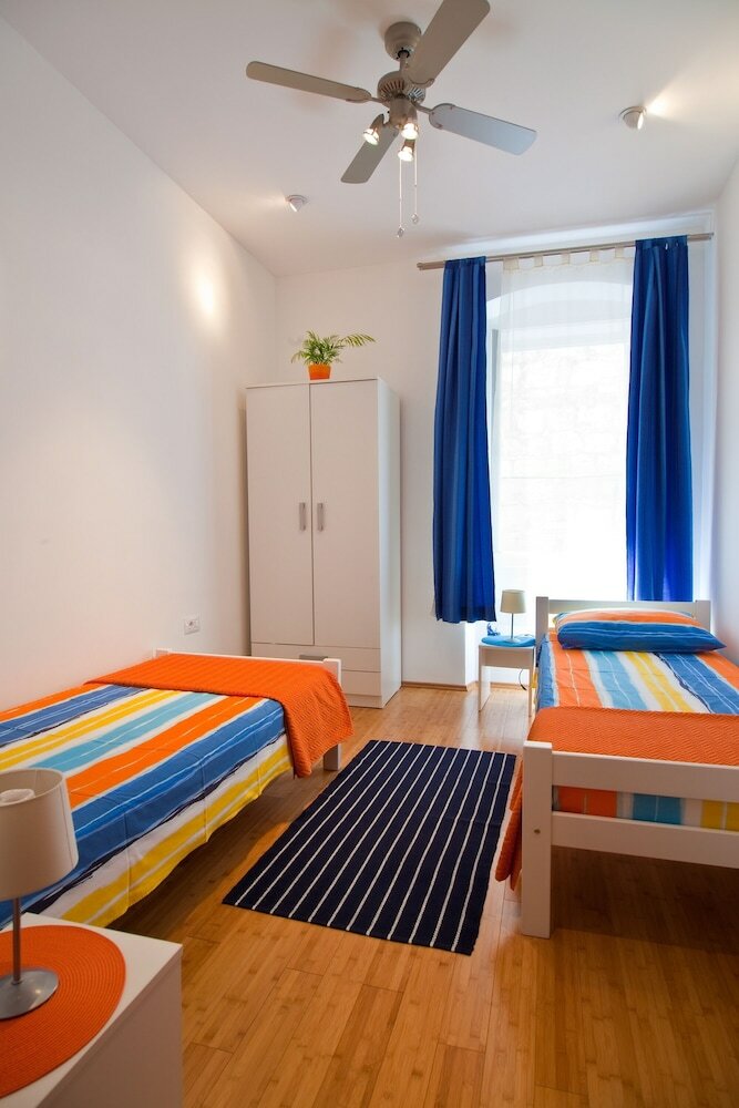 Apartments Val