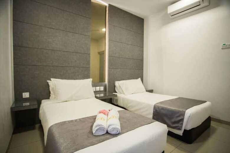 Hotel Tas 96 Inn