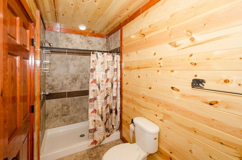 Smokystays 6 Br Cabin W Indoor/heated Pool