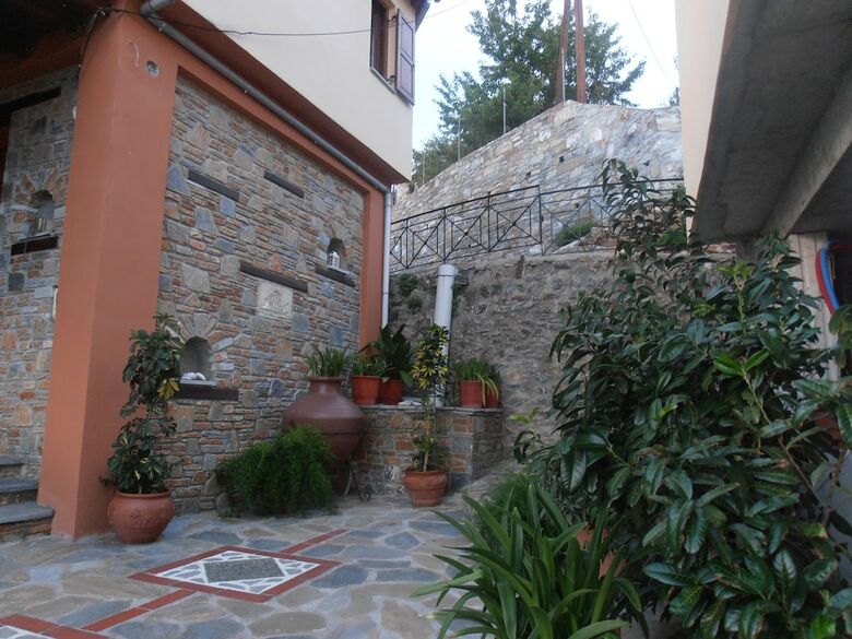 Bed & Breakfast Mansion Terpou