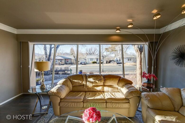 3bdmid-century Modernhot Tub, Grill, Close To Dt