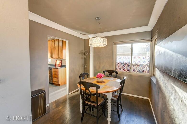 3bdmid-century Modernhot Tub, Grill, Close To Dt